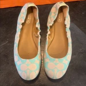 Coach women’s size 8 flat